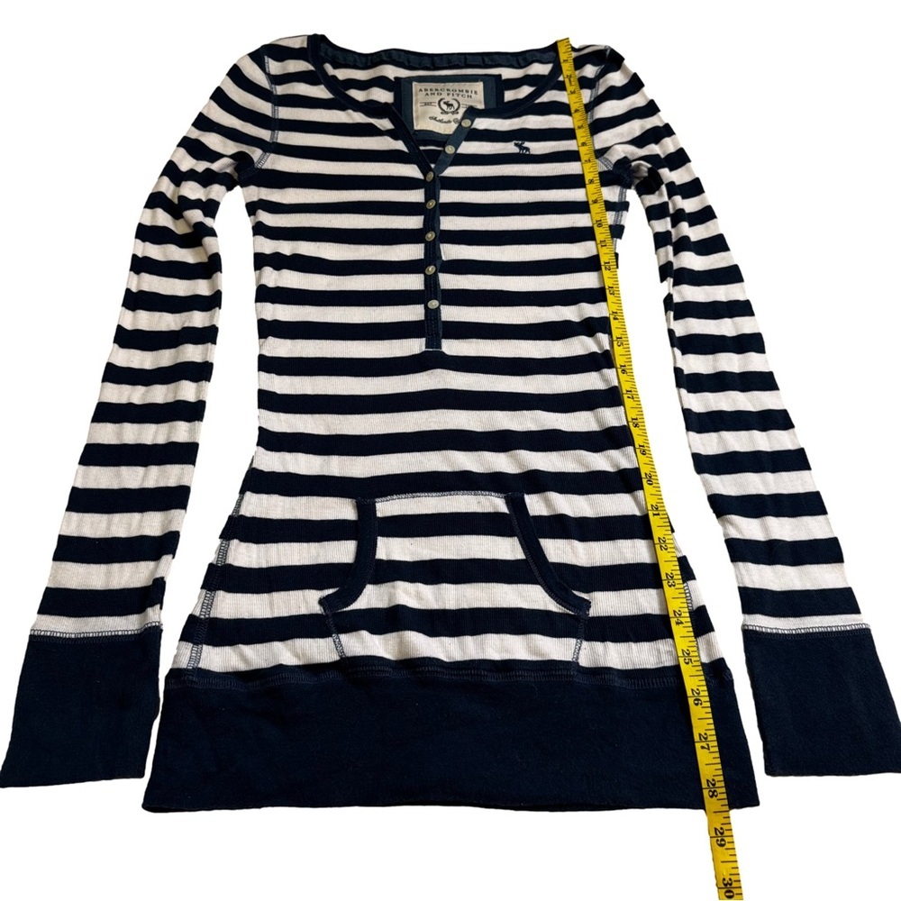 Abercrombie & Fitch Striped Henley Tee Top Size Medium Blue and White Vintage - Picture 10 of 12